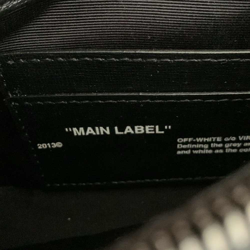 Off-White Black and White Diagonal Stripe Crossbody Bag - Picture 5 of 6